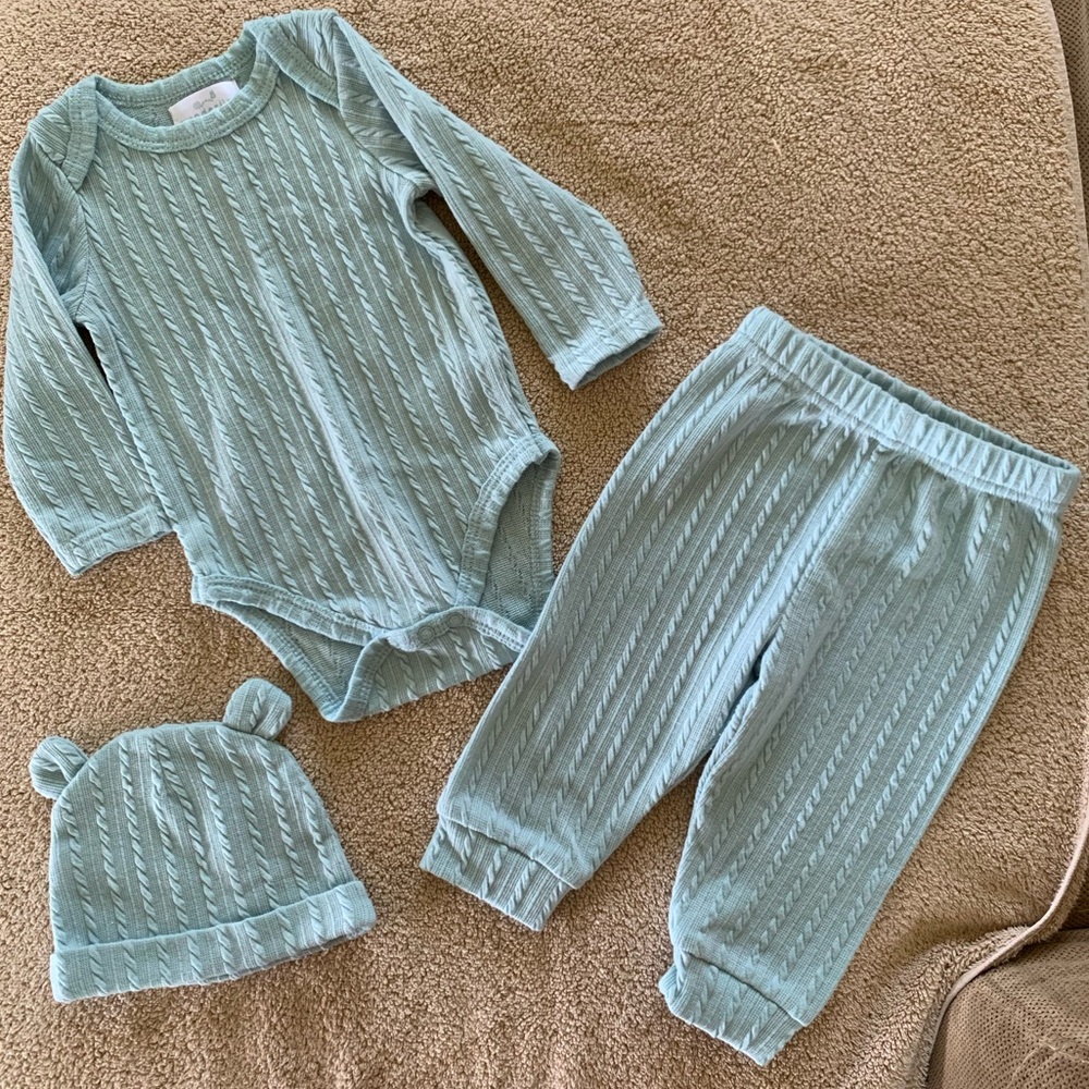 Wander Soft Blue Baby Outfit